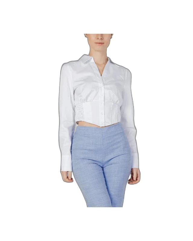Guess Women's White Long Sleeve Fitted Button-Down Shirt-- Zippered Front Buttoned Front Snap Front Guess Women's White Long Sleeve Fitted Button-Down Shirt-- Zippered Front Buttoned Front Snap Front