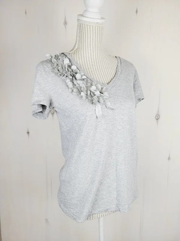 JOE FRESH GREY V NECK T SHIRT LADIES MEDIUM PRE-LOVED-- Rayon Velvet Corduroy