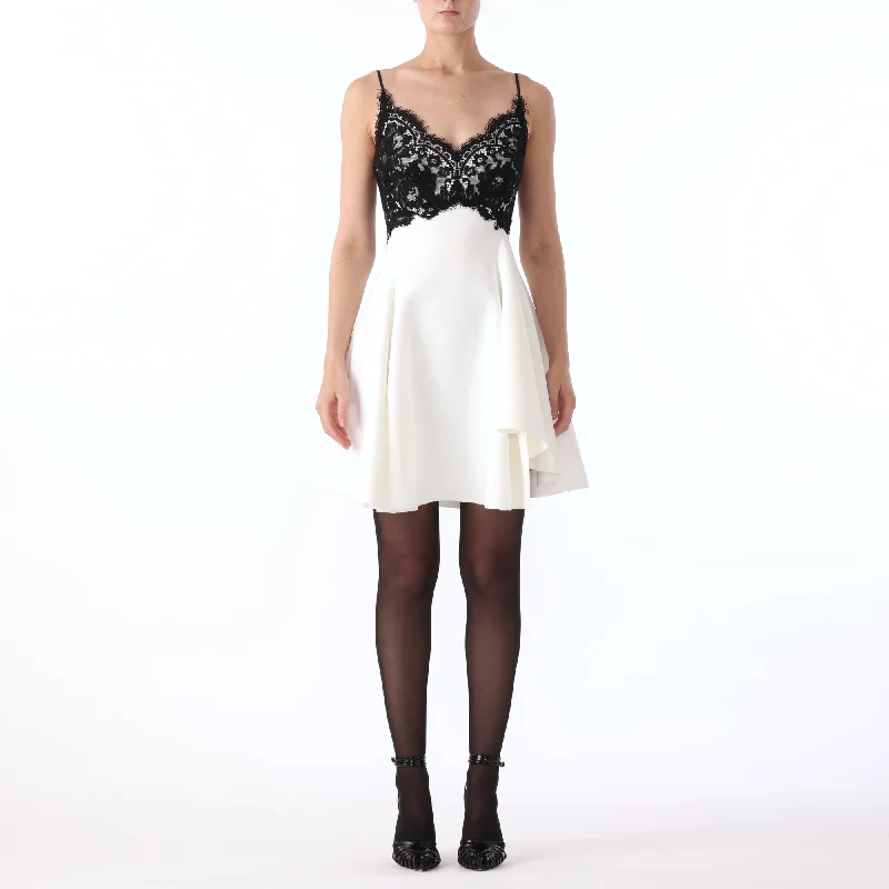 S/L BONDED CREPE MINI DRESS WITH CORDED BOUQUET LACE Chic Sleeveless Mini Dress