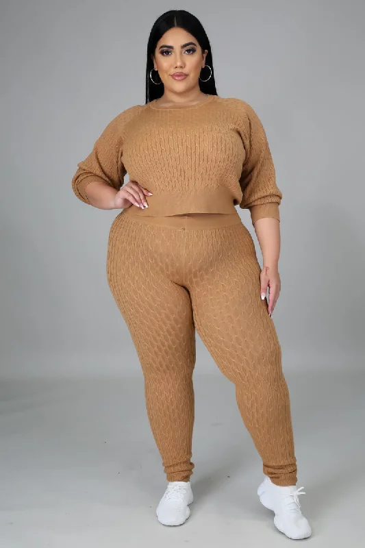 DS666SETXP-Knit Sweater & Leggings Set (Plus) Trendy Cut-Out Activewear Leggings