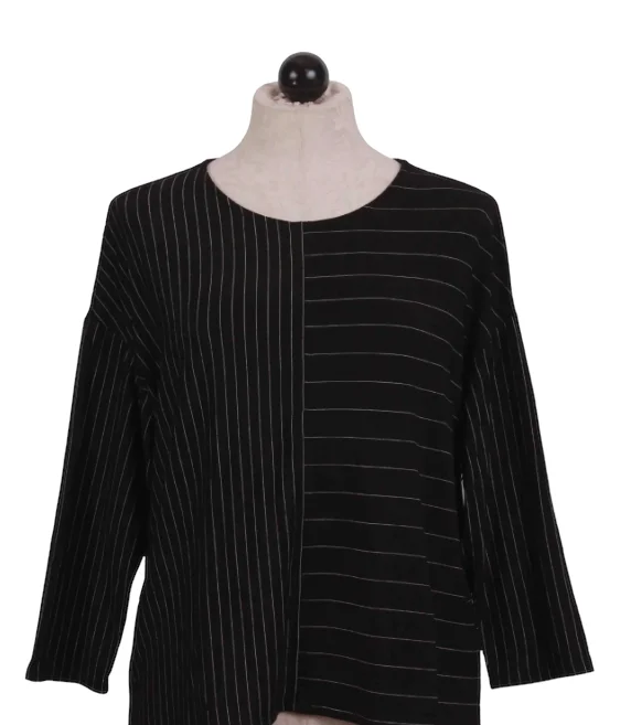 Liv 145326 Brooklyn Pullover Shirred Sleeve Feminine