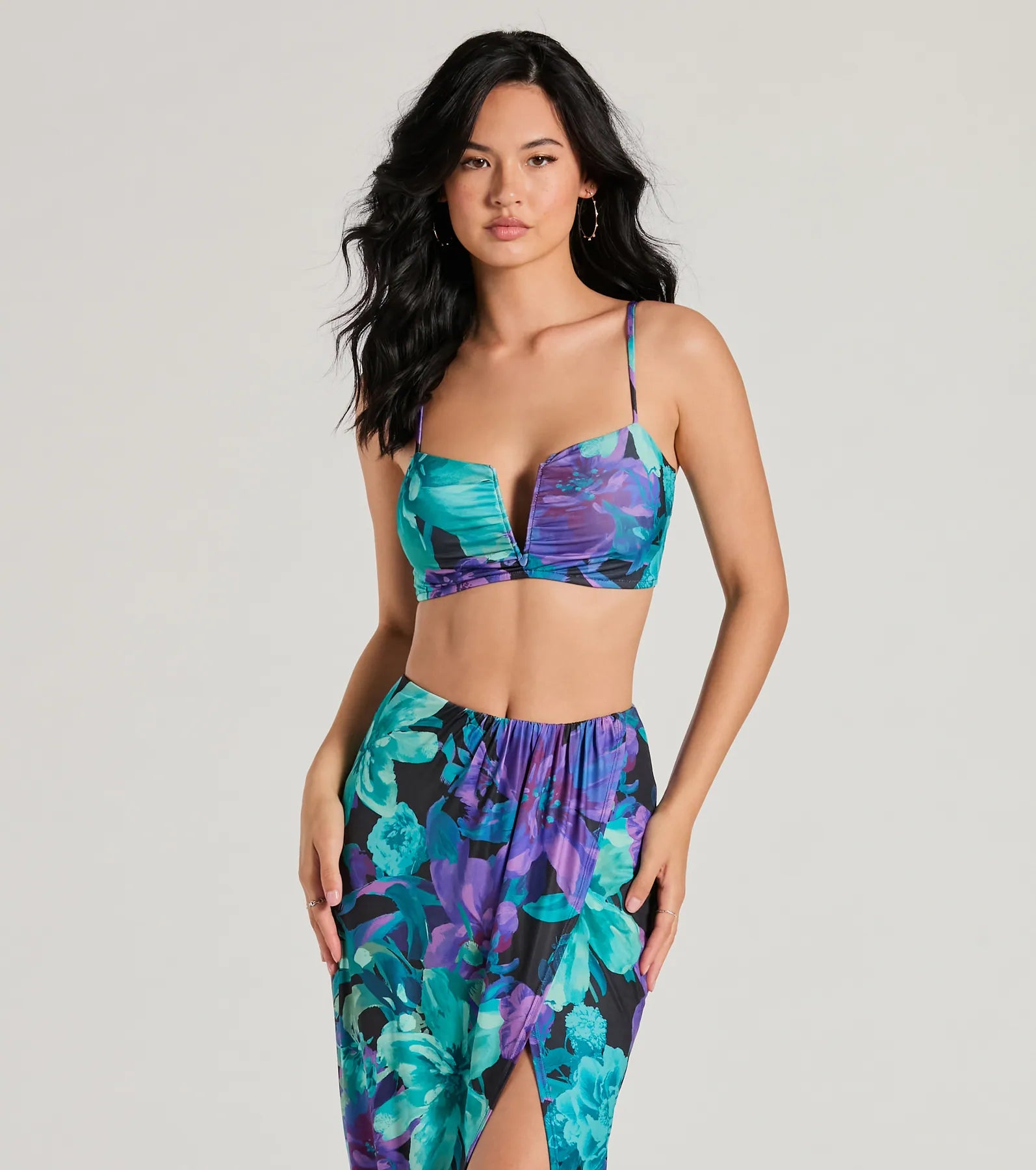 Tropical Vacay Spaghetti Strap Tie-Back Crop Top Chenille Brocade Lace