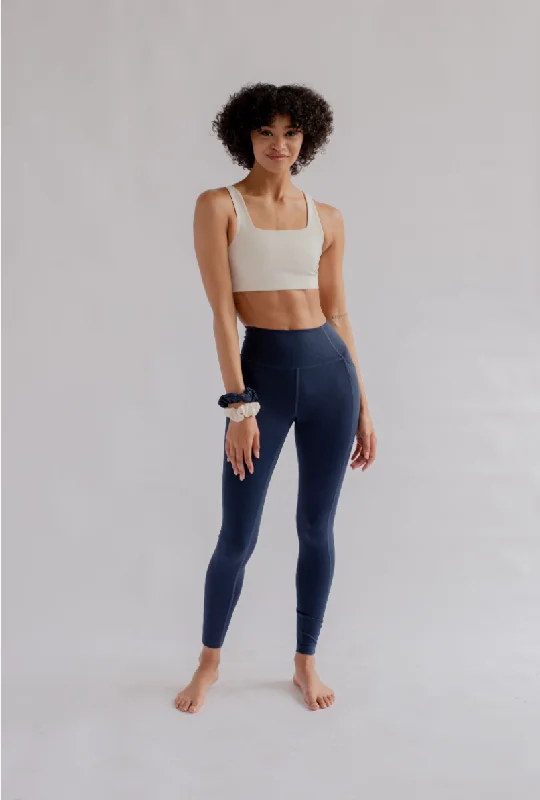Girlfriend Collective Pocket Leggings High Rise, Long - Midnight Cozy Workout Performance Leggings Girlfriend Collective Pocket Leggings High Rise, Long - Midnight Cozy Workout Performance Leggings