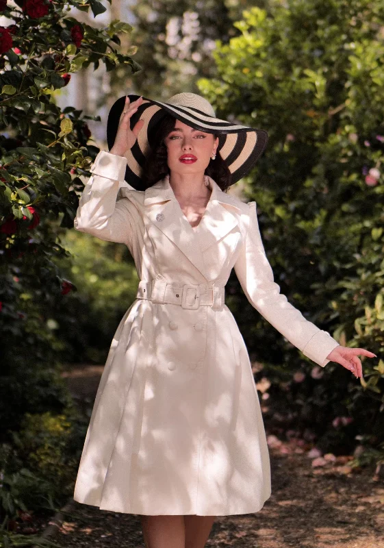 LIMITED EDITION 'Bergman' Cotton Gaberdine Dress Trench Coat in Crema Pockets Sleeves Lining LIMITED EDITION 'Bergman' Cotton Gaberdine Dress Trench Coat in Crema Pockets Sleeves Lining