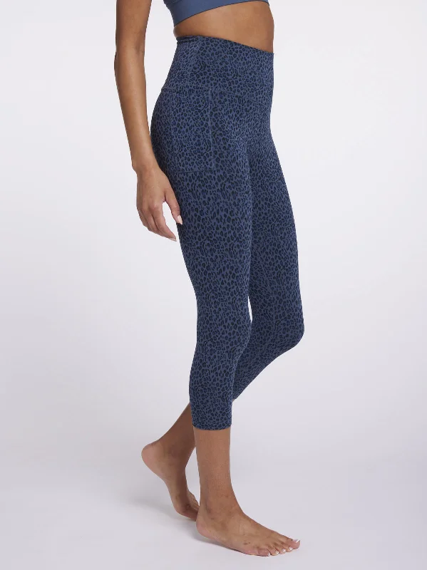 ALLways Crop Pocket Legging Trendy Activewear Leggings