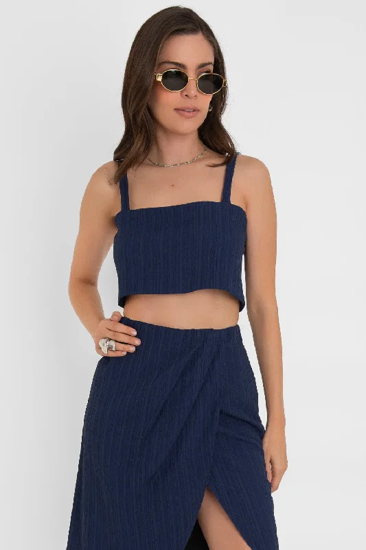 Crop top con tirantes abertura en espalda Mesh Blend Leather Blend Suede Blend