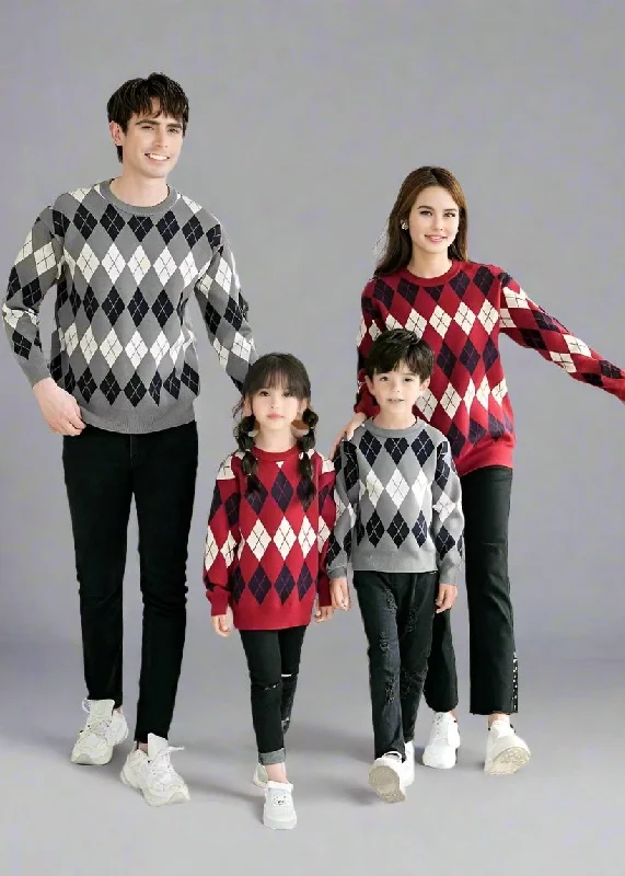 Family Matching Argyle Sweaters – Classic Knit Unisex Pullovers Asymmetrical Hem Sweater