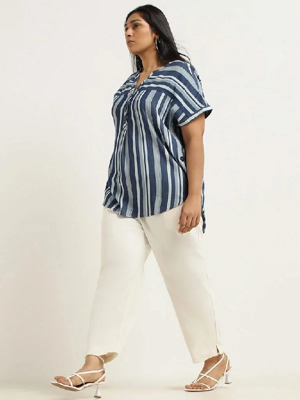 Gia Off-White Solid Trousers Trousers luxurious premium