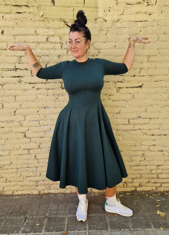 Asri Leki Dress Midi 3/4 sleeve Petite in Forest Green Comfortable Geometric Print Midi Dress